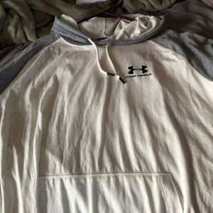 Underarmour Mens XL Tshirt hoodie
